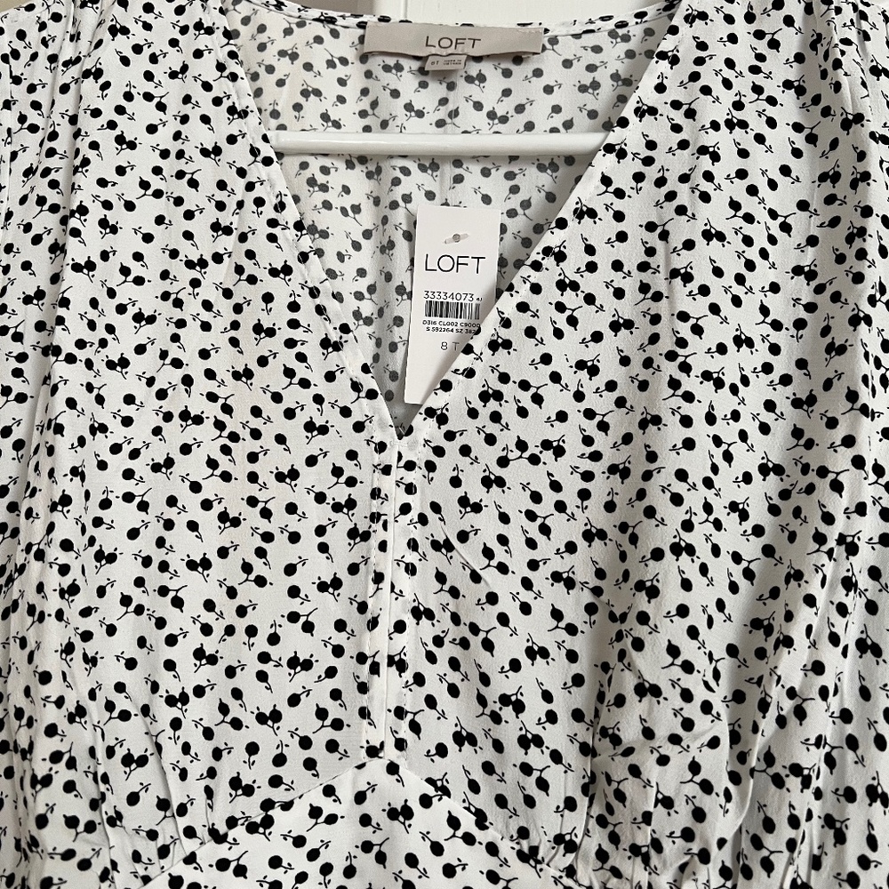 Loft spring/summer dress, black and white pattern, v neck, size 8 tall
